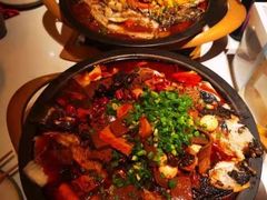 -鸣记脆皮烤鱼·海鲜烤鱼(三八广场店)
