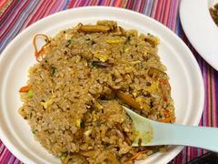 -香巴拉云南餐厅(华莱坞店)