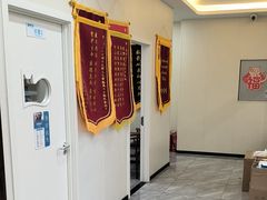 -德元·美联众合24小时动物医院(总院)