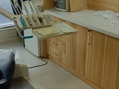 -上海仁爱医院口腔科 · 种植