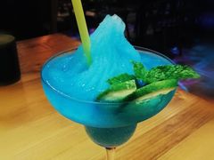 -临界音乐酒馆·小龙虾·江湖菜(华熙LIVE·鱼洞店)