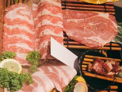 -轻烧烤肉(光谷步行街店)
