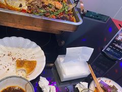 -唯爱KTV聚会餐厅(仙林东城汇店)
