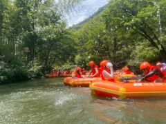 -雅鲁激流探险漂流