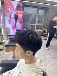 -藤野造型烫发染发