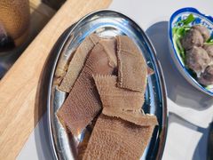 -王奋斗贵州酸汤牛肉火锅