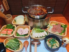 -独食火锅·半米屋台(直营总店)