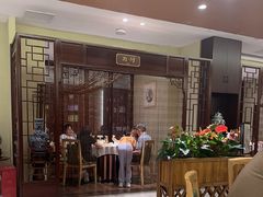 -广州中心皇冠假日酒店·百粤楼