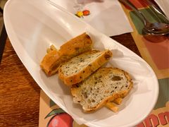 新版餐前面包-安妮意大利餐厅(国贸店)