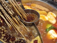 -佰人王串串香火锅(洋珠巷店)