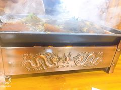 -老东镇啤酒屋海鲜加工·蒸汽海鲜·海鲜烧烤(台东店)