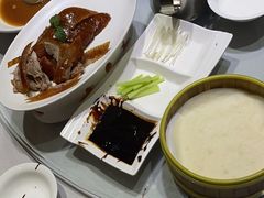 -鸭王烤鸭店(三里河店)