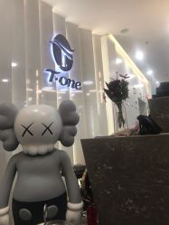 -AYO SALON