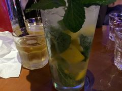 -鲨鱼美式餐厅酒吧Sharky