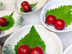 -雍容荟活帝王蟹活龙虾自助(苏宁旗舰店)