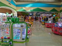 -莫莉幻想儿童乐园(郑州丹尼斯三天地店)