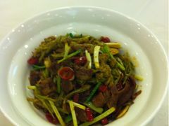 农家菜花干炒肉-鸭王烤鸭店(三里河店)