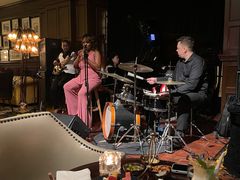 -LONG BAR 廊吧(外滩华尔道夫酒店)