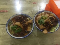 -孙浩特色牛杂面板面(华捷道店)