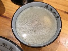 例汤-狮头牌卤味研究所·卤味饭(花城汇南区店)