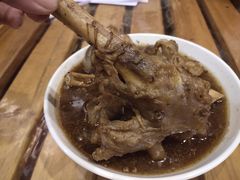 -聚首堂·特色小吃·肘子(什刹海德胜门店)