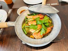 -Chom Cafe and Restaurant