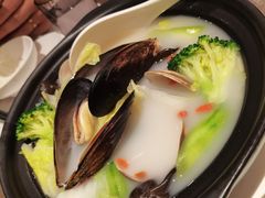 鲜贝鱼汤煮时蔬-港丽餐厅(来福士店)