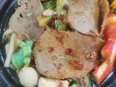 -尕盼舍连锁餐饮大盘鸡拌面王(中和美食街店)