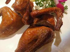 招牌红烧乳鸽-太平馆西餐厅(北京路店)