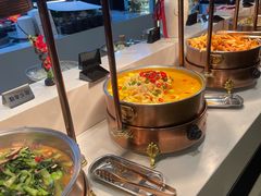 -涨巢·潮玩水疗局