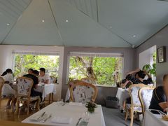 靠窗位-蝶舍·MAISON PAPILLON