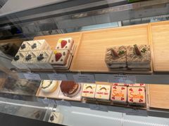 面包甜点陈列柜-AHAVA·Fang Baking Studio