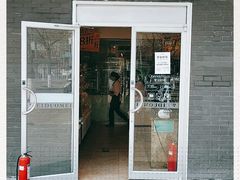 门面-味多美蛋糕(洋桥店)