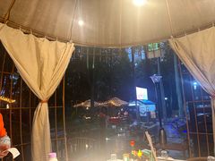 -二荆条·蜀鲜汇城市森林火锅