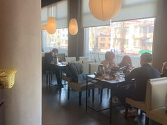 -莲餐厅·湖北菜·潜江小龙虾店(愚园路店)