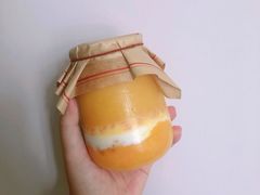 芒芒甘露酸奶瓶-喜茶(东莞汇一城店)