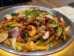 干锅全家福-食悦天美食广场(长沙IFS国金中心店)