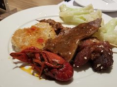 -领鲜活海鲜榴莲自助火锅(东门店)