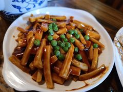 油焖茭白小豌豆-建国328小馆