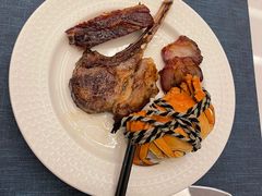 -湖景知味西餐厅•自助餐• 轻食(南京金茂威斯汀大酒店)