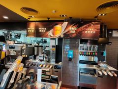 -麦当劳(杨林得来速店)