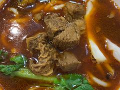 招牌红煨牛腩粉-鑫花溪牛肉米粉(文星广场店)