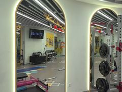-超鹿运动(大唐世家店)