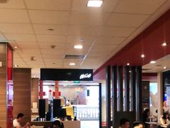 -麦当劳(汉口火车站候车室店)