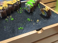 -韩大地海鲜自助烧烤城(黄兴路步行街店)