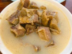 腊排骨锅-大理.老字号渝记酸萝卜乌鱼(古城总店)