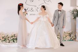 点击看大图 -伯瓷皇后婚纱艺术空间