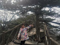 -罗田薄刀峰风景区
