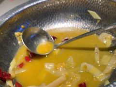 -小鱼小牛·鱼牛干锅·脆鱼火锅(世欧广场店)