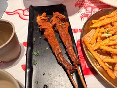 -肥肥虾庄·金牌油焖大虾(汉街SKP店)